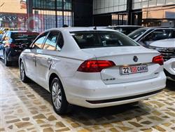 فولكسفاغن بورا